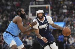 开云体育平台APP-快船遭遇惨败，凯尔-伦纳德砍下全队最高28分