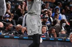 开云平台-魔术险胜浙江队，字母哥状态火热