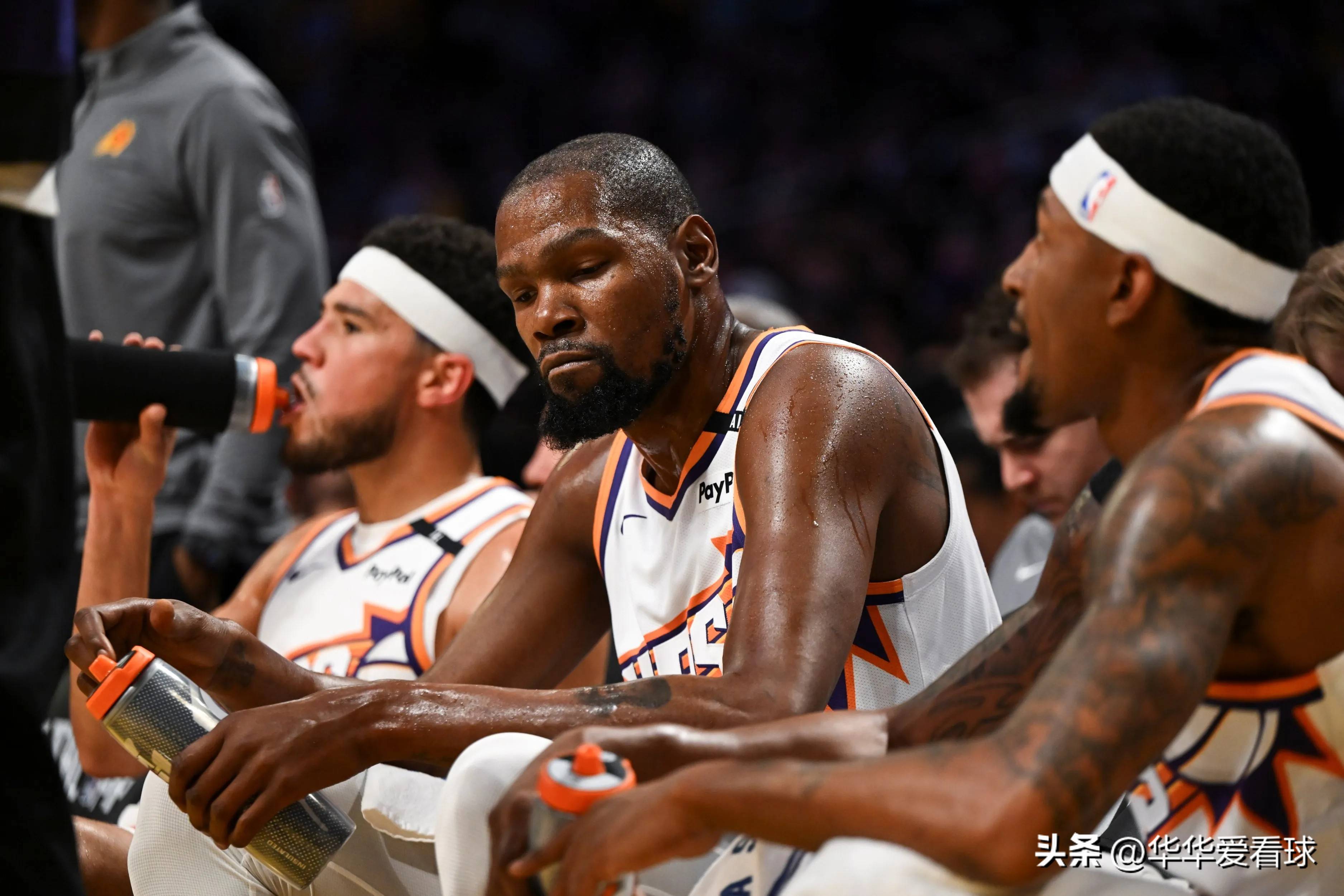 爵士挑战马刺,西部豪强激情对决火花四溅 爵士挑战马刺,西部豪强激情对决火花四溅