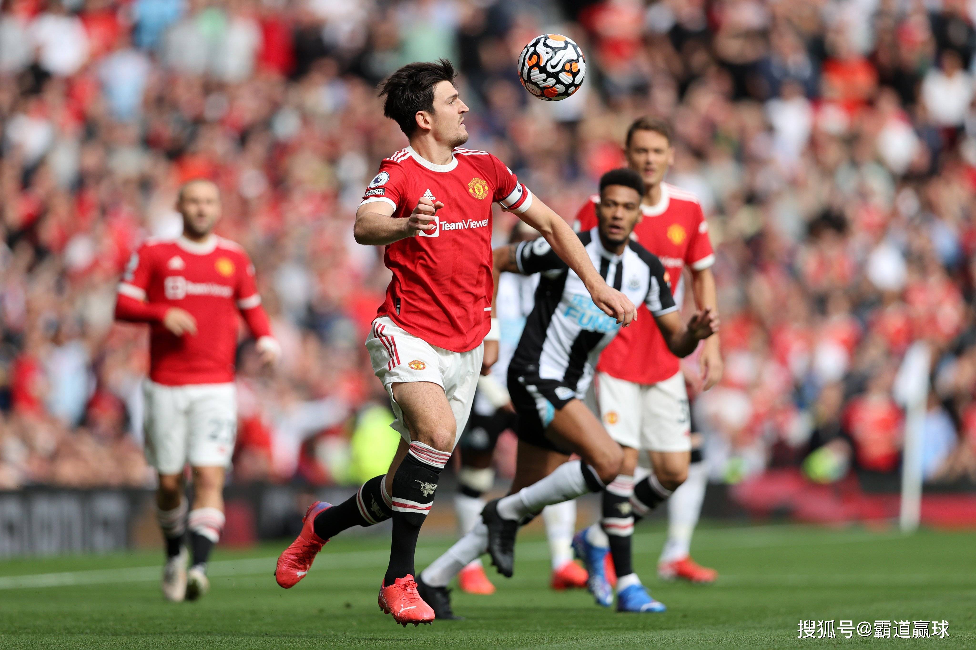 纽曼西亚客场胜利，击败巴伦西亚